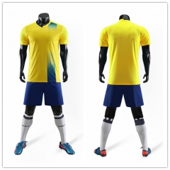 Guangzhou Factory Wholesale Short Sleeves Jersey Football Custom T Shirt Soccer Jersey For Men