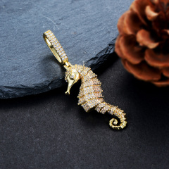 sea horse pendant