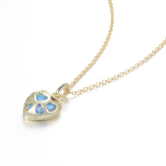Heart-shaped Opal necklace