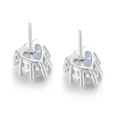 Apr. heart stud earrings