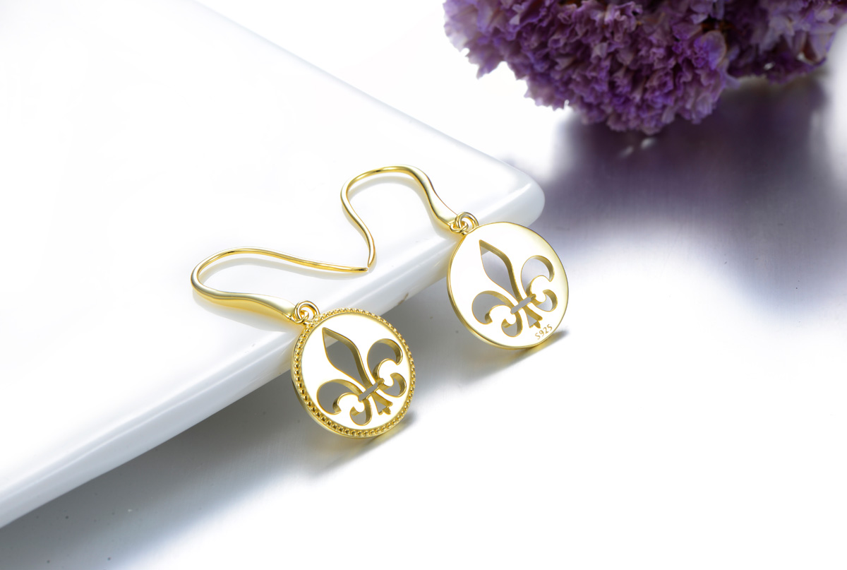 Hollow out lily hook earrings