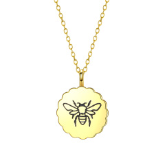 carved insects bee pendant necklace