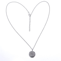 geometric flower pendant necklace