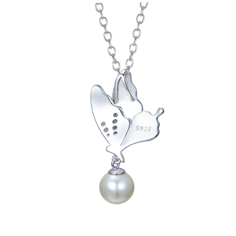 pearl butterfly pendant necklace