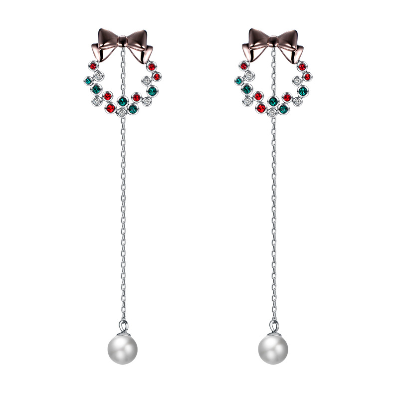 Christmas mistletoe pearl long earrings