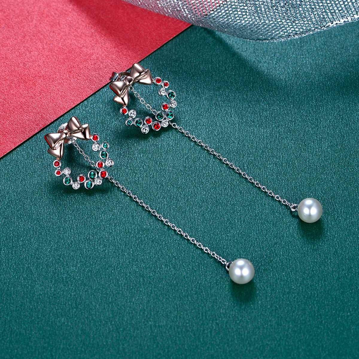 Christmas mistletoe pearl long earrings