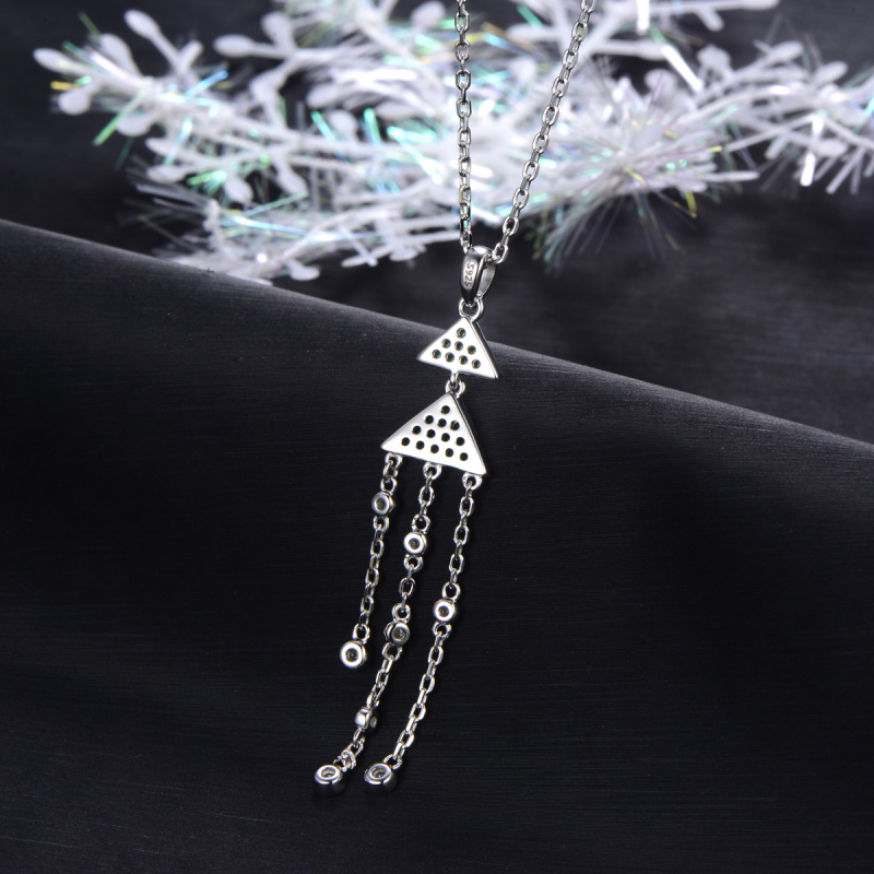 Christmas trees twinkling long pendant necklace