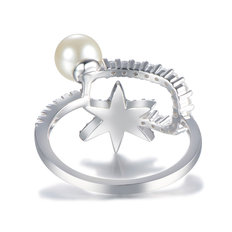 Christmas ice crystal and pearl ring