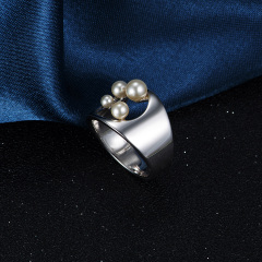 Pearl Ring