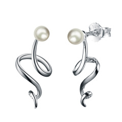 Pearl studs earrings