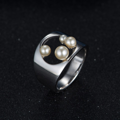 Pearl Ring