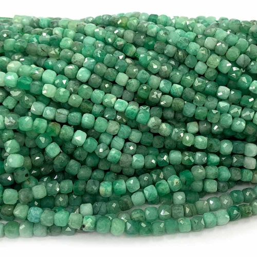 15.5 " Natural Genuine Gemstones Green Emerald Faceted Irregular Cube Small Making Necklaces Bracelets Jewelry Beads 08355