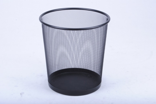 Trash Can-Middle