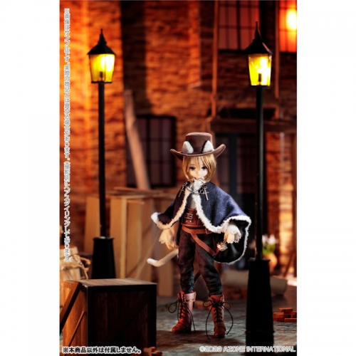 Azone Alvastaria Mairo -Knight in Boots- (White Cat ver.) Doll