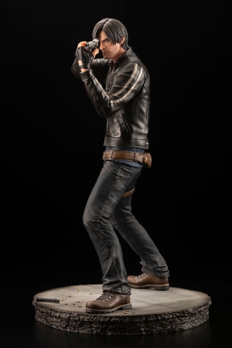 Kotobukiya ARTFX BIOHAZARD: VENDETTA Leon S. Kennedy Renewal Package 1/6 Figure