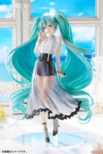 Good Smile Company GSC Hatsune Miku Figure: NT Style Casual Wear Ver.