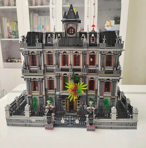 Super Heroes DC Batman Lunatic Hospital 7527Pcs Moc Model Modular Building Blocks Bricks Toys 613002