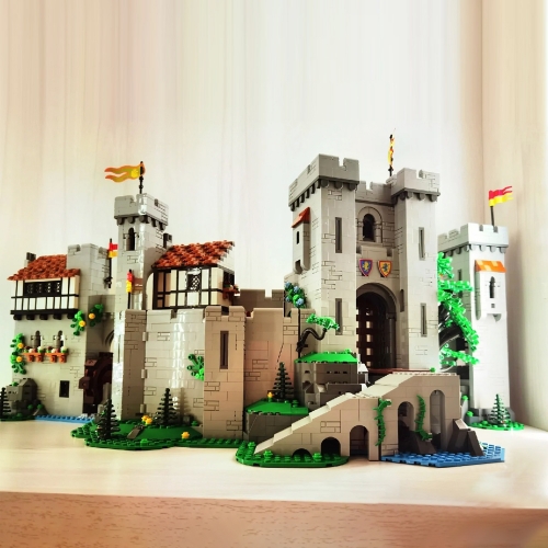 Creator Expert Street View Lion King's Castle 4514Pcs Moc Model Modular Building Blocks Bricks Toys 10305 85666