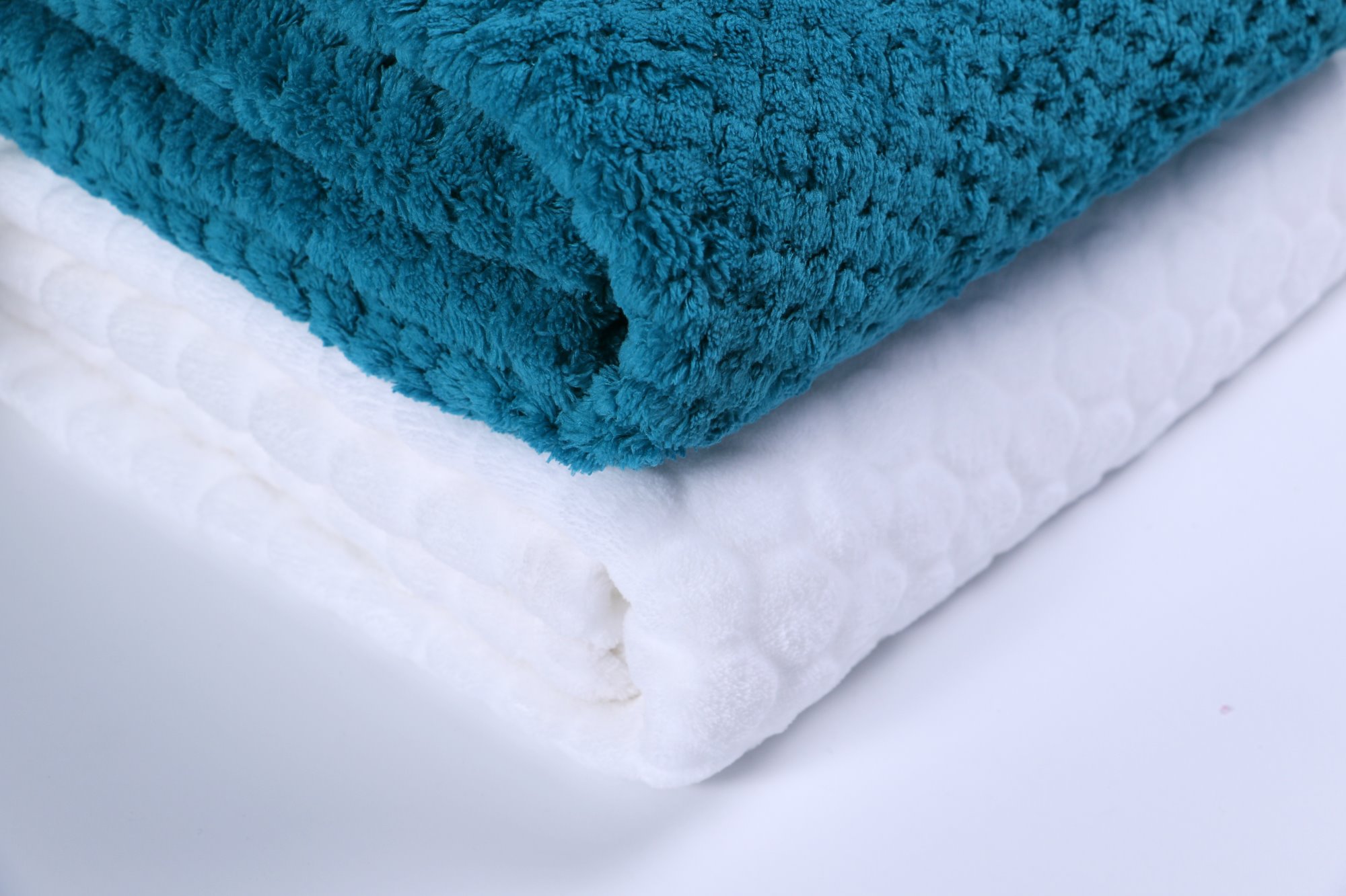 Pom Pom Blankets,fleece Blankets (throws)