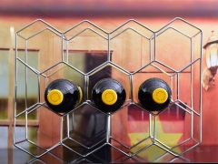 Honeycomb Chromplated Iron Wine Rack 11 Bottles Metal Wine Rack