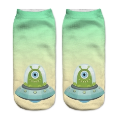 socks alien spacecraft wiz