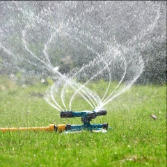 Plastic 3-Arm Garden Water Rotary Sprinkler