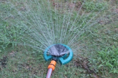 Plastic 8 Way Lawn Turret Sprinkler