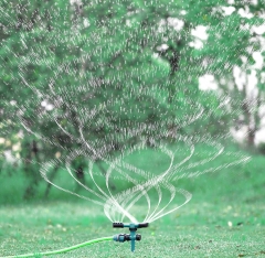 Garden Water Lawn Sprinkler With Metal Spike
