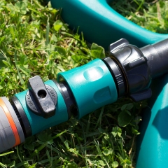 Plastic Garden Hose Quick Connector With Valve