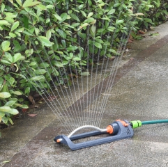 Plastic 19 holes garden water oscillate sprinkler