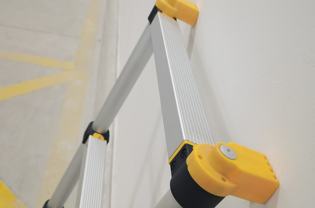 EN131-6 The Safest Telescopic Ladder