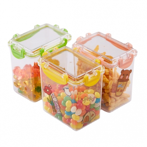 Sealed storage food container for pets (Plastic)