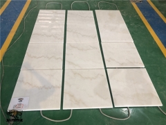 M041 Cloudy White Polished Marble Tile