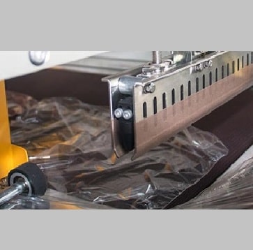side sealer for shrink wrapping packing