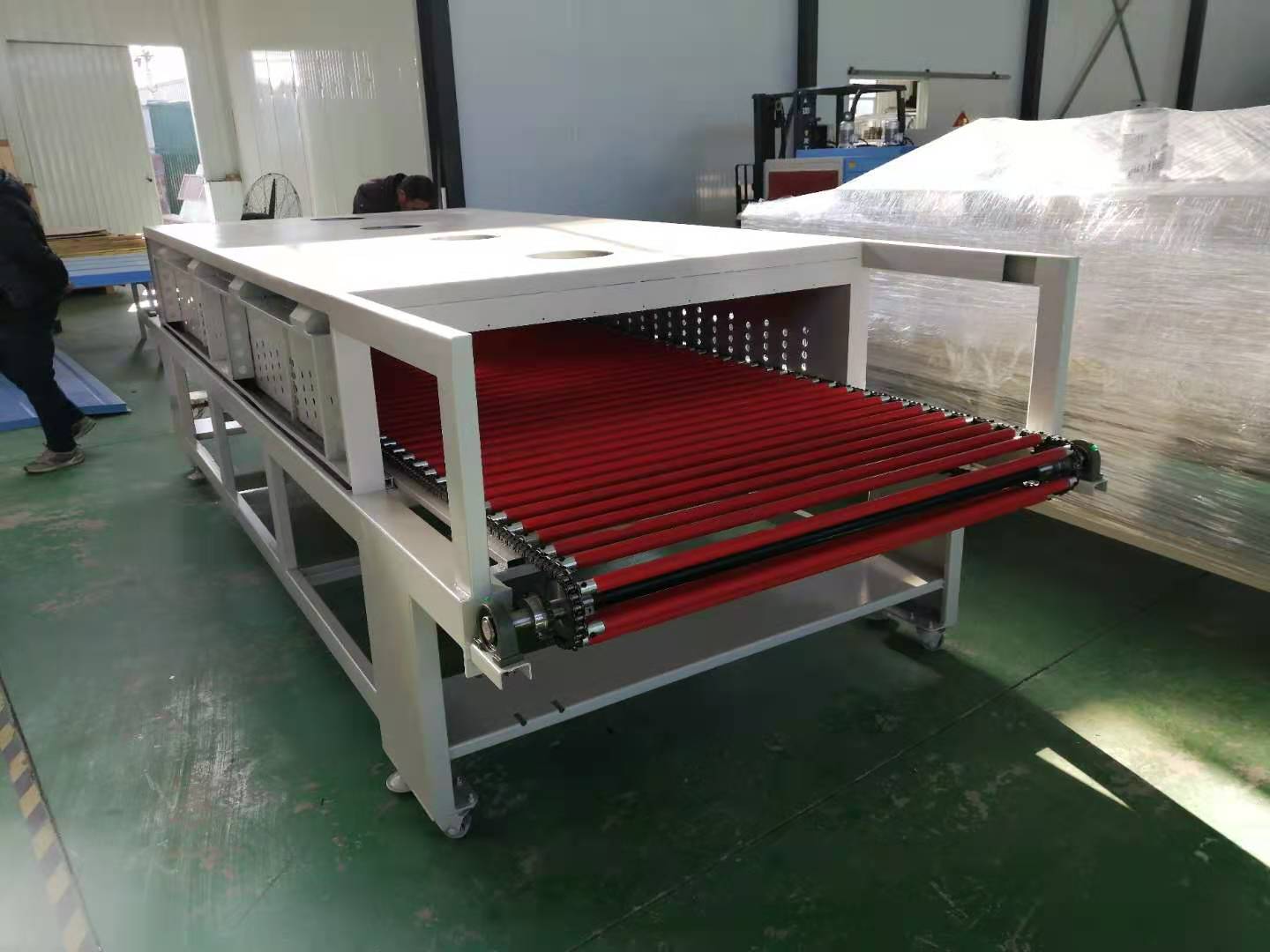 Chain-conveyor belt of shrink wrapping packaging machine