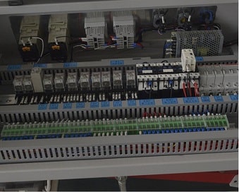 electrical cabling of the heat shrink wrapping machine