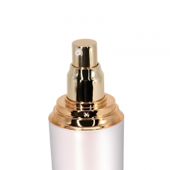 White Luxury Acrylic Lotion Bottle 30ml 50ml 80ml 100ml With Gold Pump