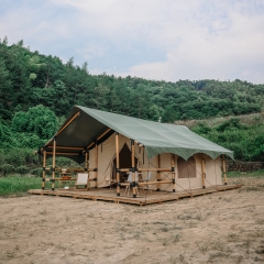 Hotel Safari Tent