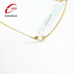 2028 - Titanium line in simple design optical frame for men