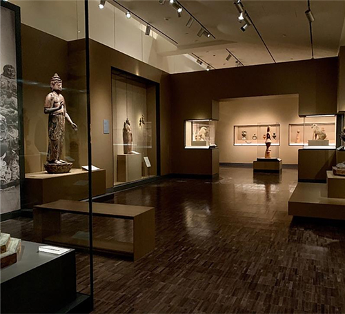 How to avoid the damage of optical radiation to exhibits in museum lighting design?