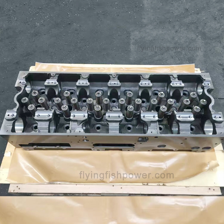 Assemblée de culasse 3682863 3683002 3683986 4331387 5413782 de pièces de moteur d'ISX15 QSX15 X15