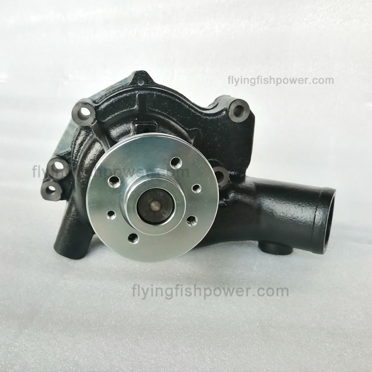 Doosan DB58TIS DB58T DB58 Engine Parts Water Pump 65.02502-8220 6502502-8220 65025028220