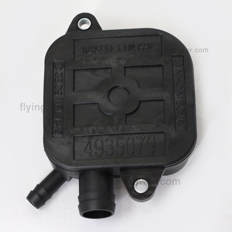 Wholesale Original Aftermarket Machinery Engine Parts Breather Housing 4935079 For Cummins 6L