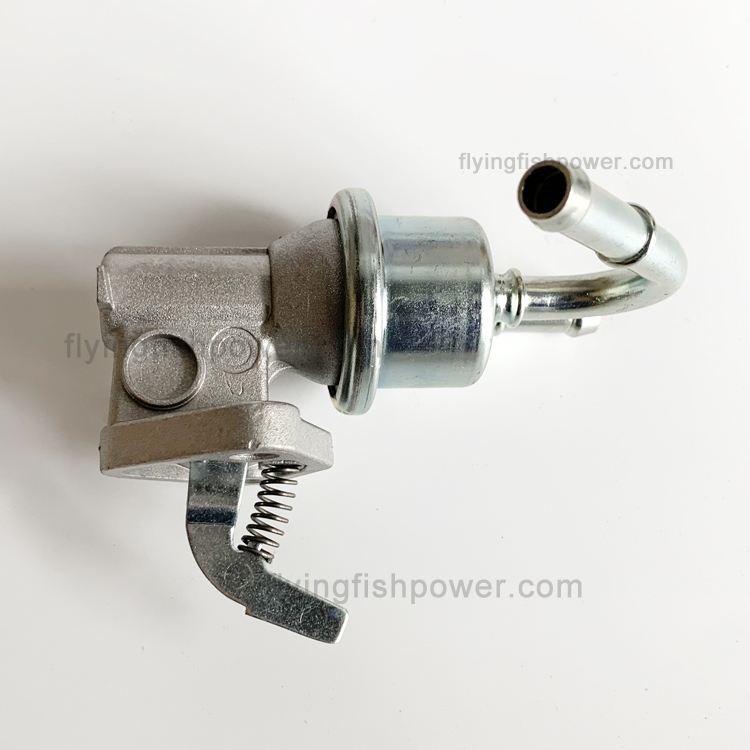 Pompe à essence de pièces de moteur de Kubota V3300 V3600 1C010-52033 1C01052033