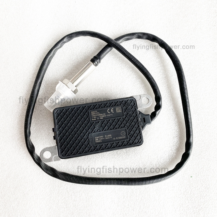 Volvo Diesel Engine Parts NOX Nitrogen Oxide Sensor 22827992 5WK97373