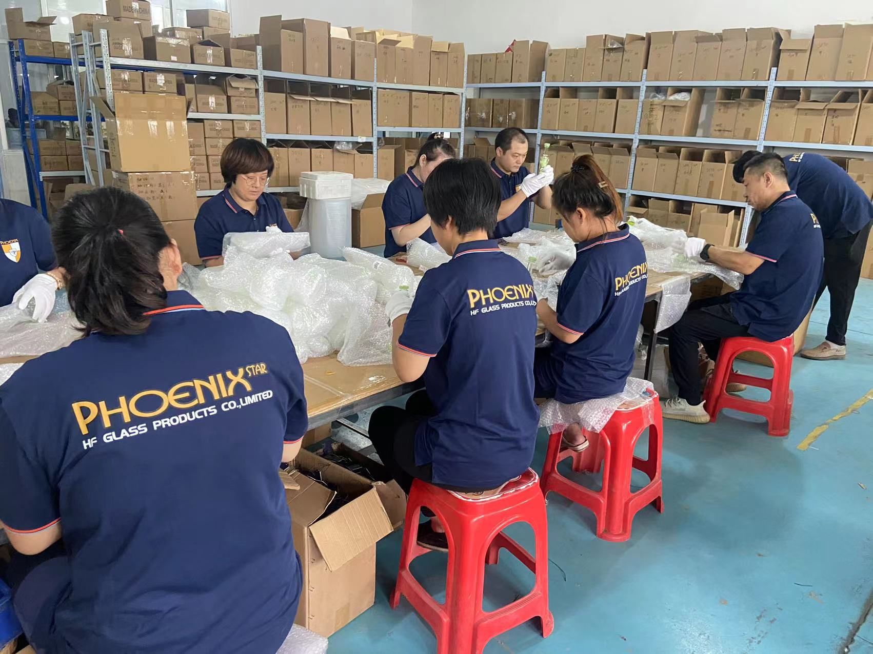 QC team in phoenix star bong factory