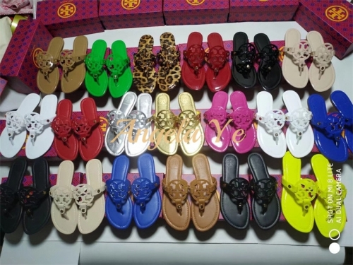 1 pair fashion slipper for women size:5-11 with box TOH #21989