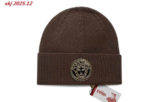 V.e.r.s.a.c.e. Beanies 1014 Men