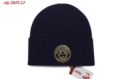 V.e.r.s.a.c.e. Beanies 1012 Men