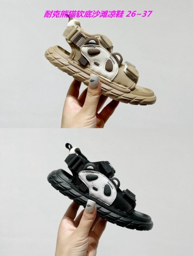 NIKE Kids Sandals 6013 Child